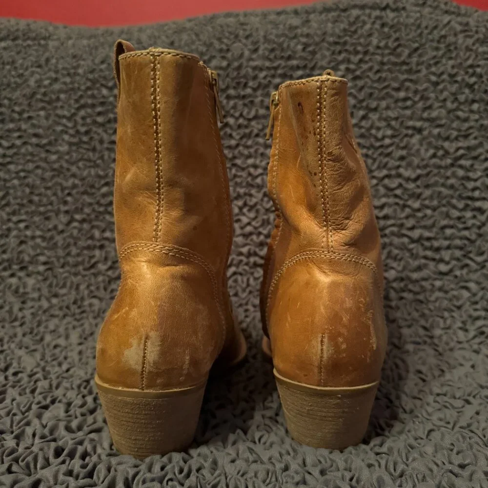 Penny Loves Kenny “Studly Do Right” Ankle Cowboy Boots - Light Brown Leather 8.5 - Picture 5 of 8